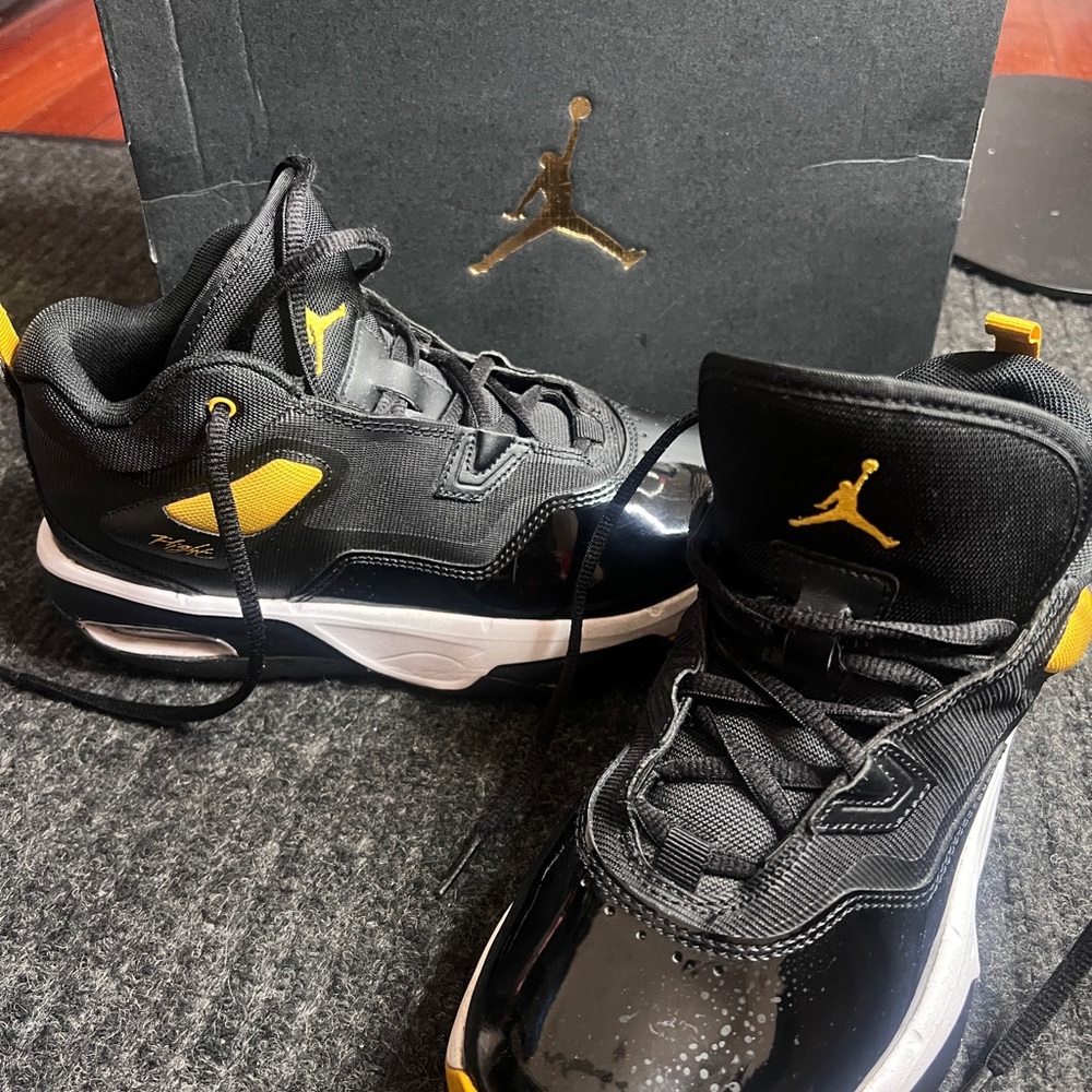 Kids Jordan Stay Loyal 3 GS Black Yellow Ochre White Size 4.5y